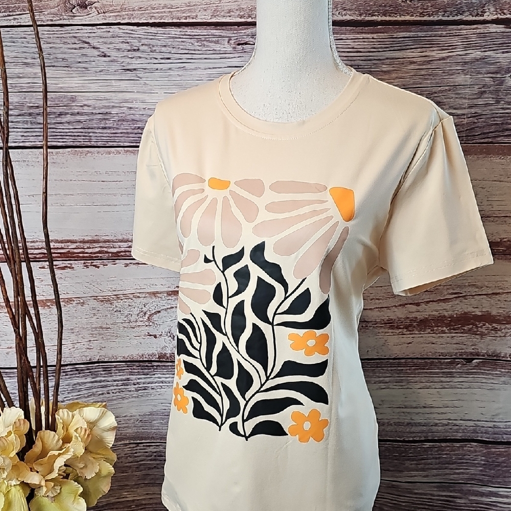 NEW SHEIN BEIGE FLORAL CREWNECK SHORT SLEEVE PULLOVER TEE